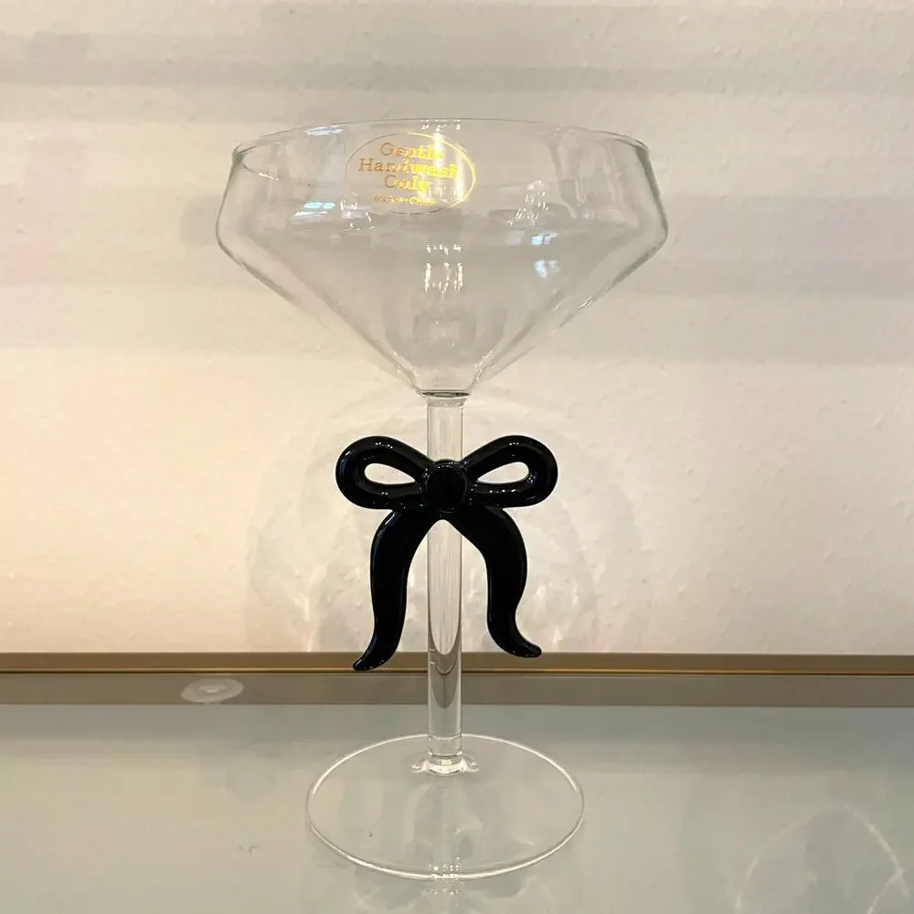 Unbranded black bow